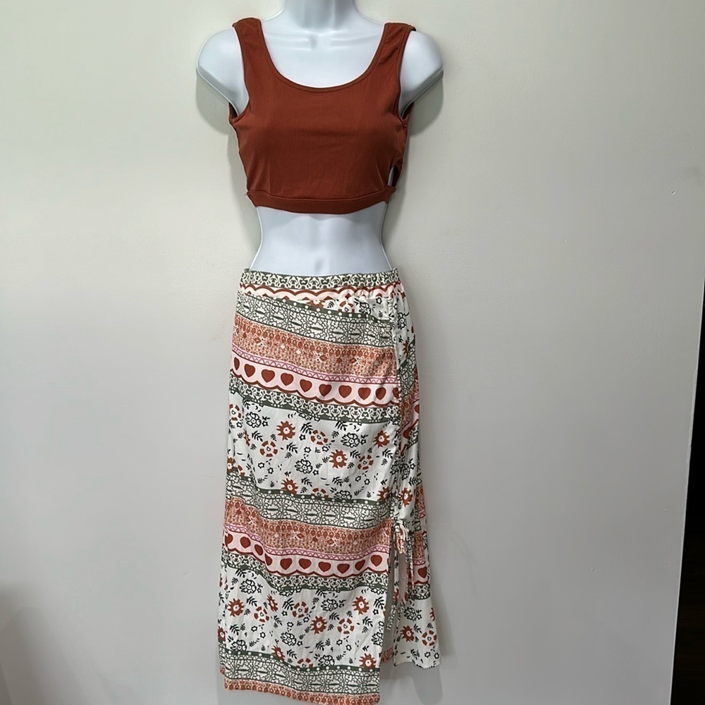 2 piece skirt & cropped tank set